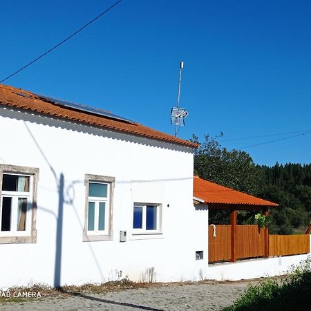 شقة Casa Da Professora Macas de Dona Maria المظهر الخارجي الصورة